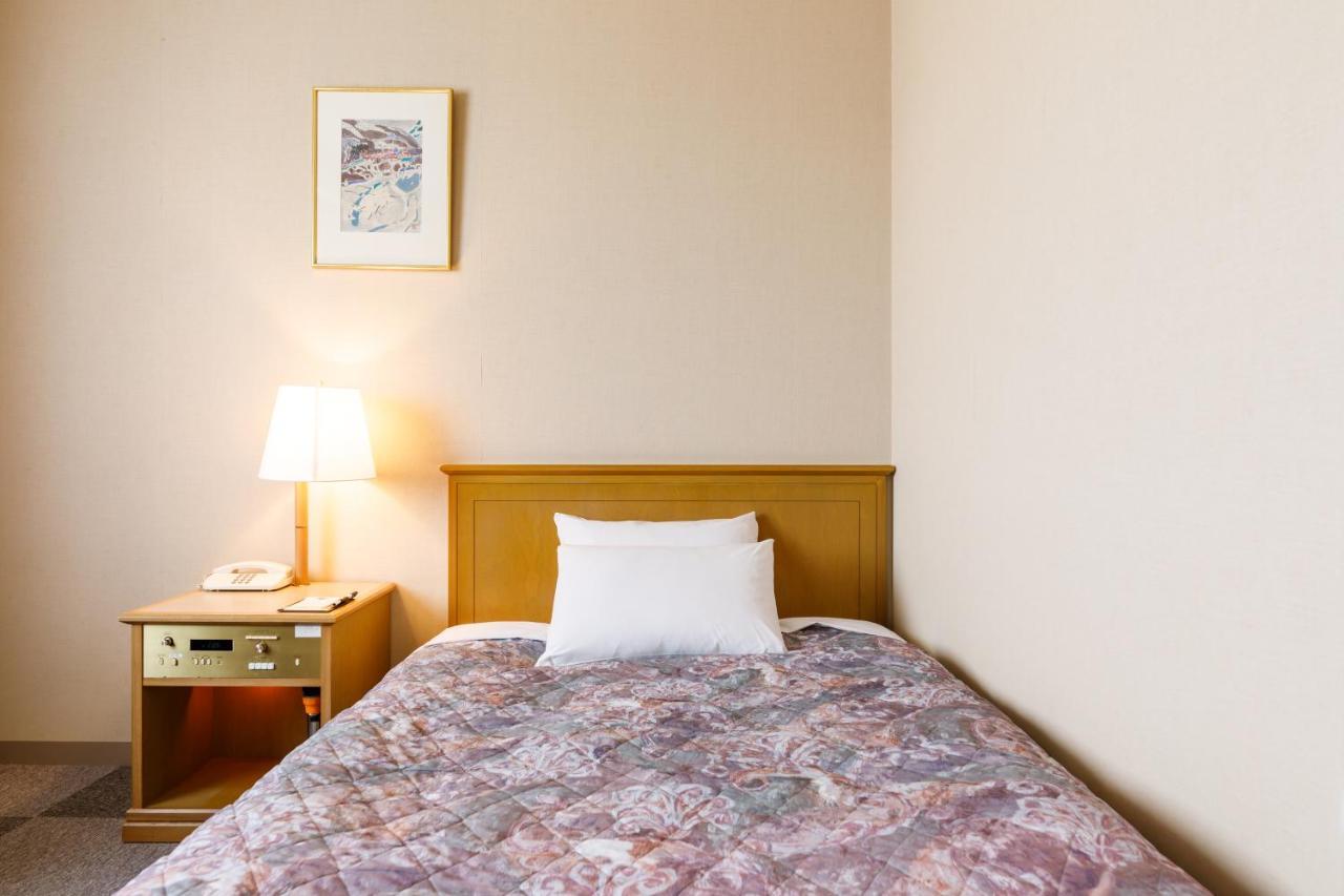 Fukuno Town Hotel A・Mieux Nanto Exteriör bild