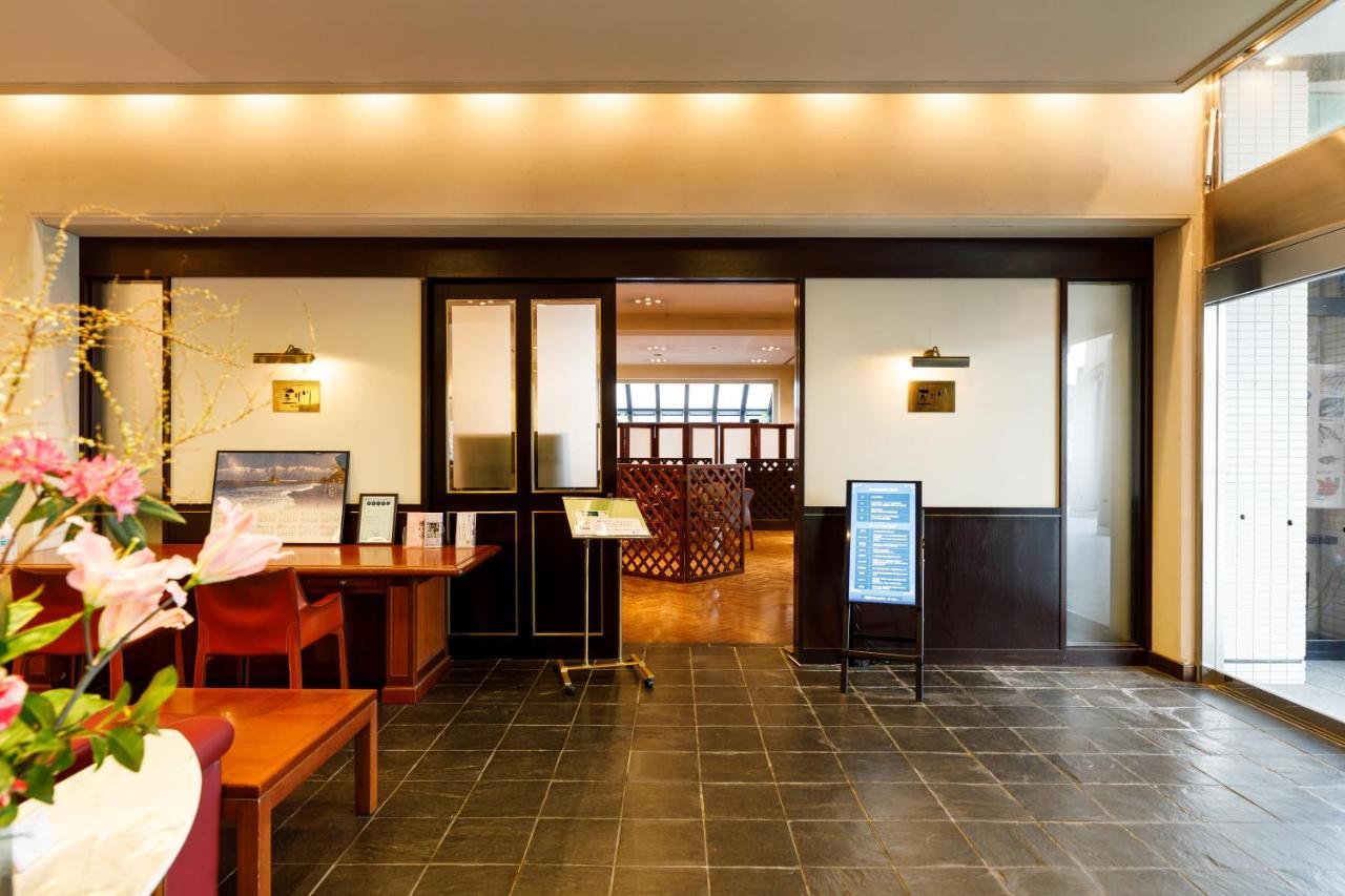 Fukuno Town Hotel A・Mieux Nanto Exteriör bild